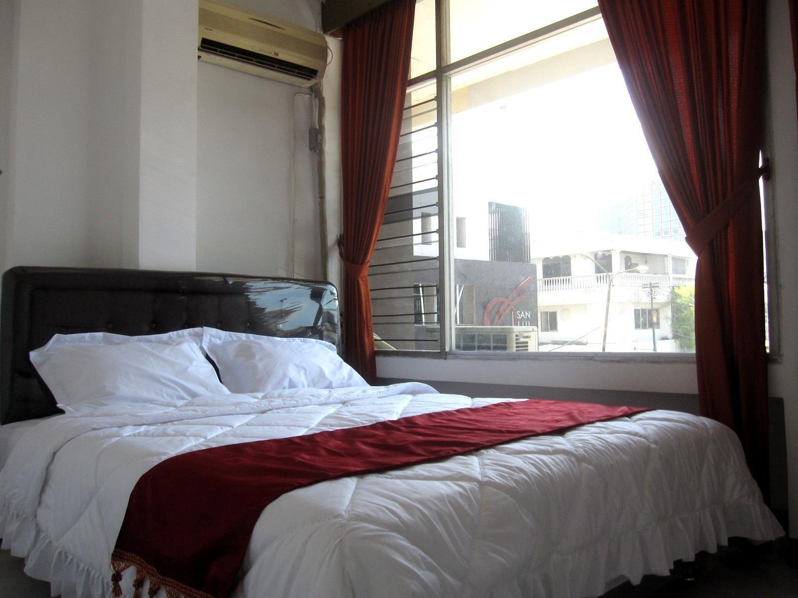 Providence Homestay Surabaya Exterior foto